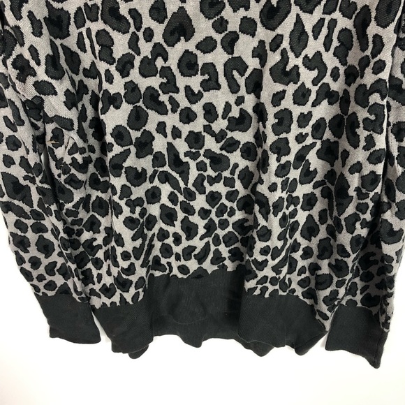 Isaac mizrahi animal print sweater - Picture 3 of 9
